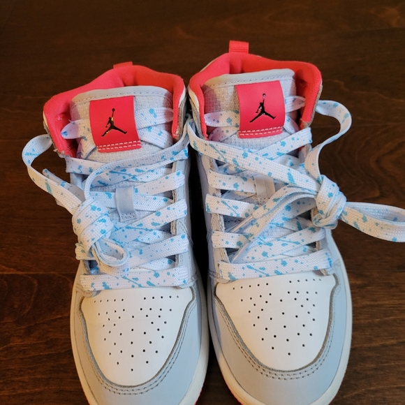 Nike Air Jordan 1 Mid Half Blue Polka Dot Swoosh - Picture 9 of 11